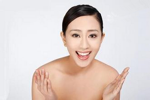美白保濕有妙招 蛋清蜂蜜面膜 美白保濕有妙招 蛋清蜂蜜面膜