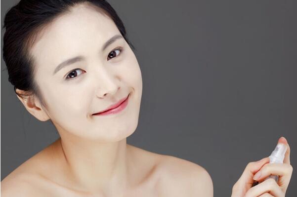冬季女性的皮膚護理方法