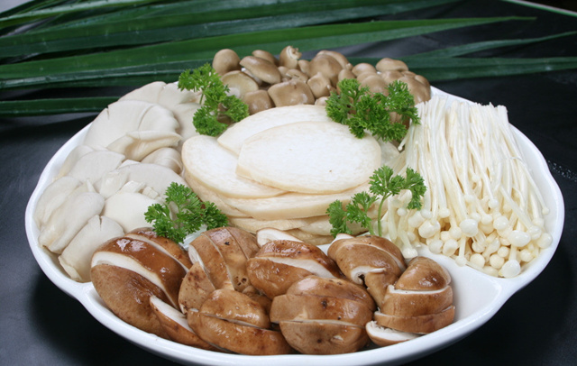 乳房想要變挺 堅持吃五類食物