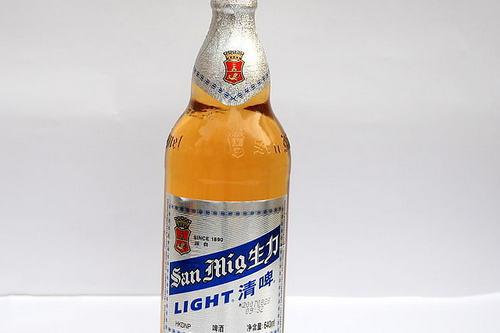夏季喝啤酒解暑 不宜經常喝