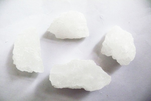 枯礬的功效與作用 38個配方帶給你