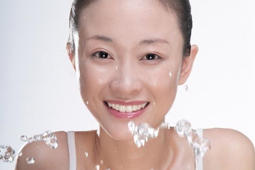 【如何美白防曬？】 教你做個白皙美人