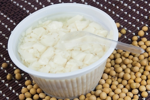豐胸知識之多吃豆腐花不可以豐胸 豐胸知識之多吃豆腐花不可以豐胸
