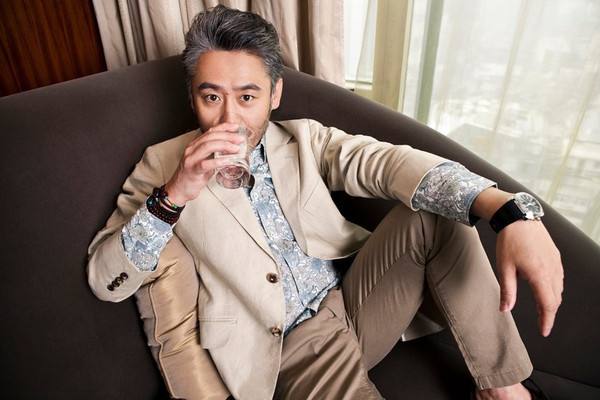 前胸後背疼是什麼病？