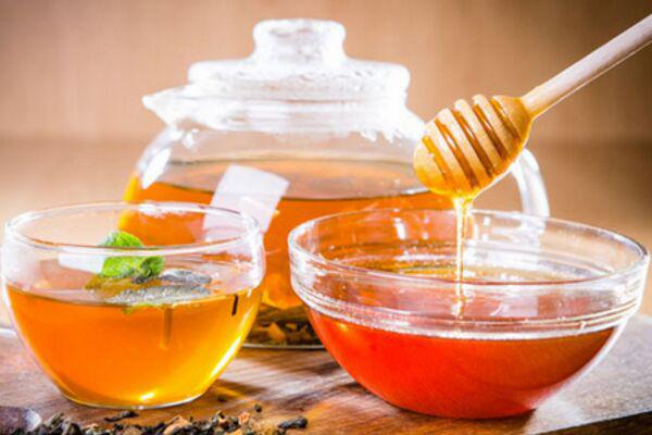 早晨空腹喝蜂蜜水好嗎,蜂蜜水的作用與功效,喝蜂蜜水有什麼好處,蜂蜜