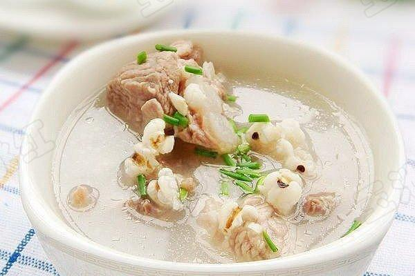 蓮藕薏米排骨湯的做法大全介紹