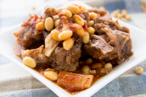 冬季女性滋補的食譜 黃豆煮豬排骨