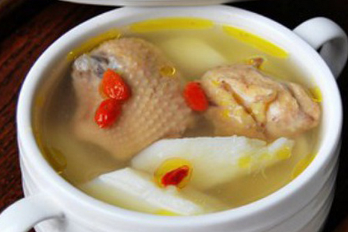 冬季2款滋補膳食推薦 山藥燉雞湯