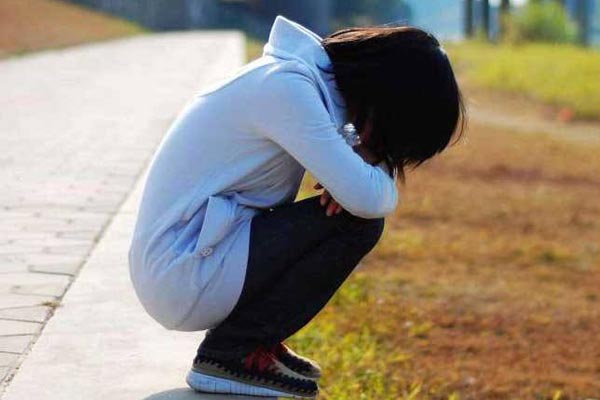 為什麼一些中學生有自殺行為傾向