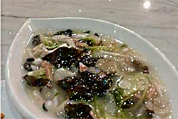 三鮮海參是哪個地方的菜_三鮮海參湯的傢常做法_功效與作用