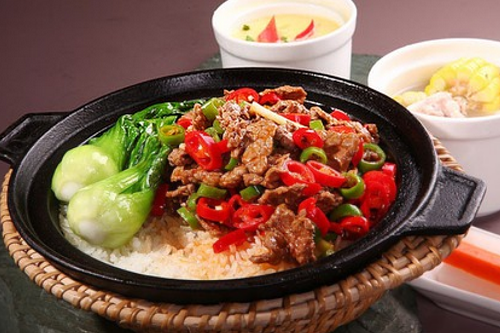 牛肉六珍煲排毒 春季的養生佳品