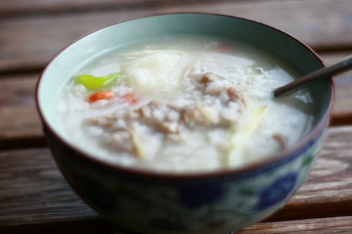 秋季腹瀉怎麼治療 常喝幾款粥品有功效