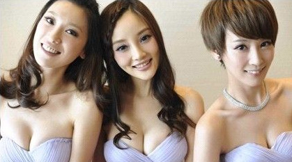 李小璐隆胸過程