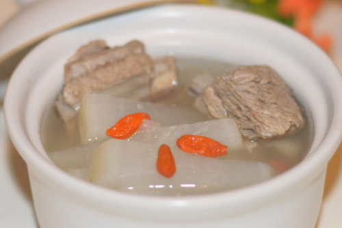 達人常喝的滋補湯 白蘿卜排骨湯