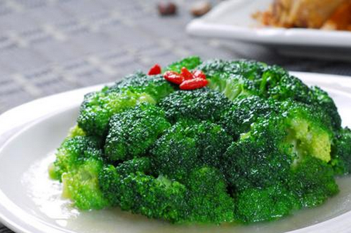 兩款女性滋補美食 什錦西蘭花