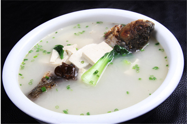 鯽魚豆腐湯的做法介紹