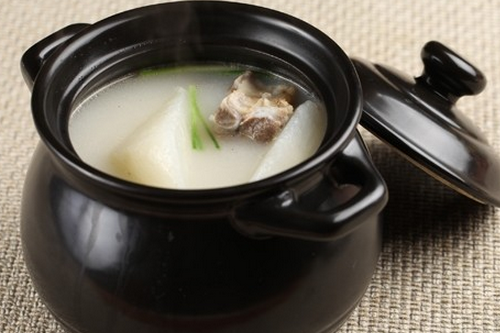 冬季2款驅寒湯飲 推薦梨藕荸薺湯