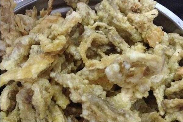 炸蘑菇的做法,炸蘑菇,蘑菇
