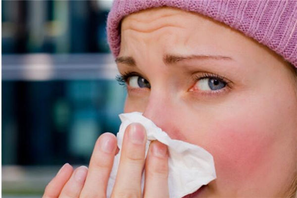 解析秋季過敏性鼻炎癥狀 別把它當成普通感冒！
