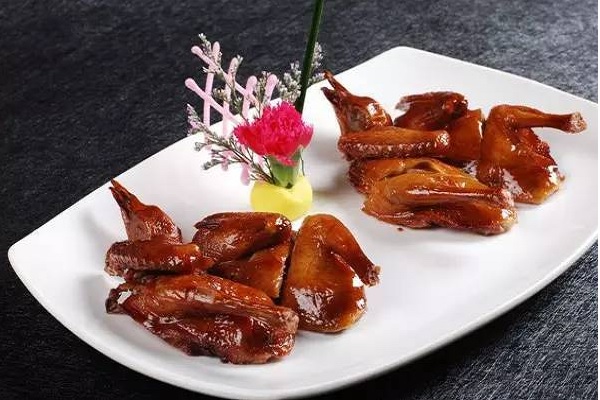 鴿子肉的做法_鴿子肉的營養價值 鴿子肉的做法 鴿子肉的營養價值