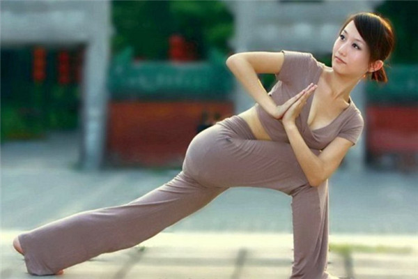 7日瘦身瑜伽 重塑魔鬼身材