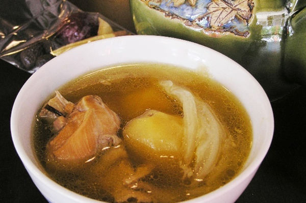 歸參山藥燉豬腰