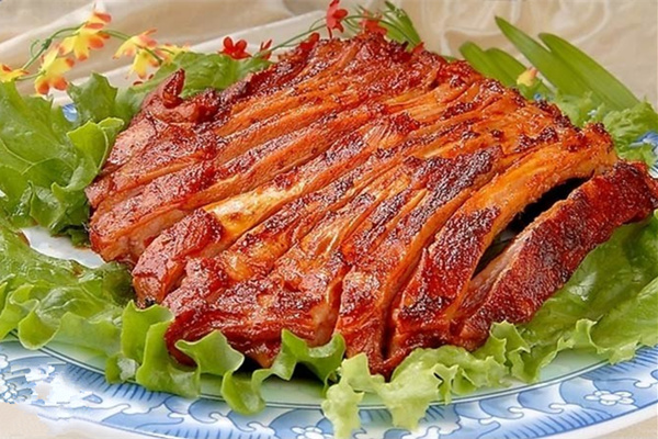 羊肉的作用功效_羊肉怎麼吃 烤羊排
