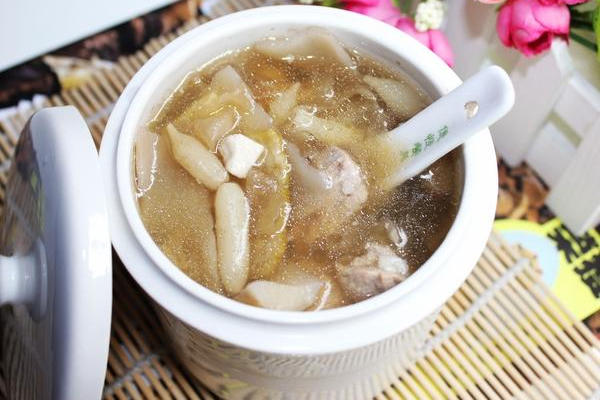 黃精麥冬燉瘦肉