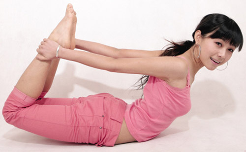 減肥瑜伽初級教程四大步 減肥瑜伽初級教程四大步