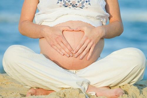孕婦瑜伽 準媽咪練習瑜伽健身也塑身