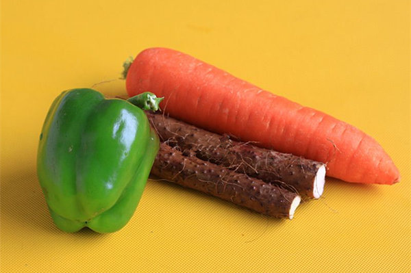 青椒胡蘿卜山藥泥