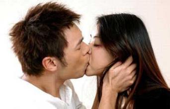 接吻有助於提高人體免疫力