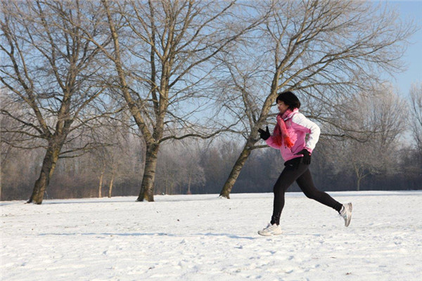 最適合冬季的三款戶外健身運動 一定不能錯過