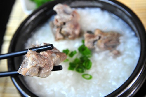 排骨豆皮粥 生活態度決定健康的高度