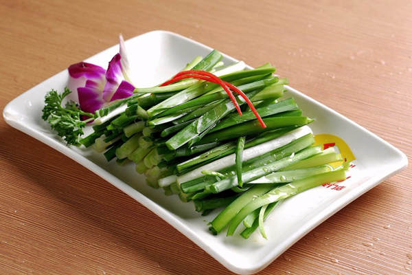牛肉不能和什麼一起吃_牛肉的搭配禁忌_哪些食物不能和牛肉一起吃 韭菜
