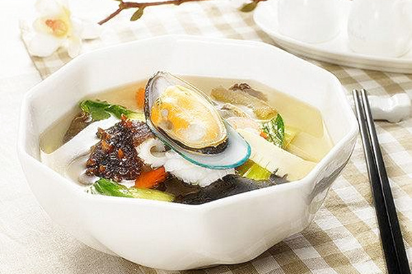海參淡菜瘦肉湯