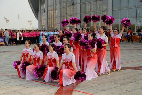 廣場舞不如做紅顏相關歌詞介紹