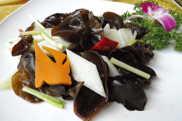 草菇炒山藥怎麼炒_草菇_山藥的營養功效 草菇炒山藥