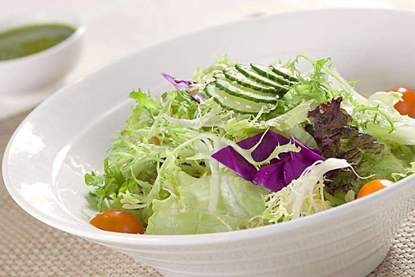 白領加班吃夜宵 選這幾種很健康