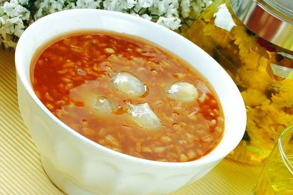 預防月經不調的方法_吃什麼調經 阿膠糯米粥
