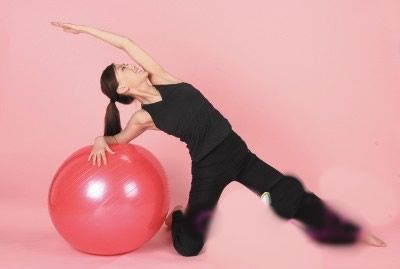 瑜伽球減肥的方法你知道多少
