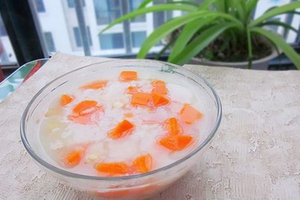 上班電子屏幕傷眼 下班胡蘿卜粥護眼