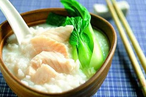 飲食養生:補血藥膳粥的做法及功效
