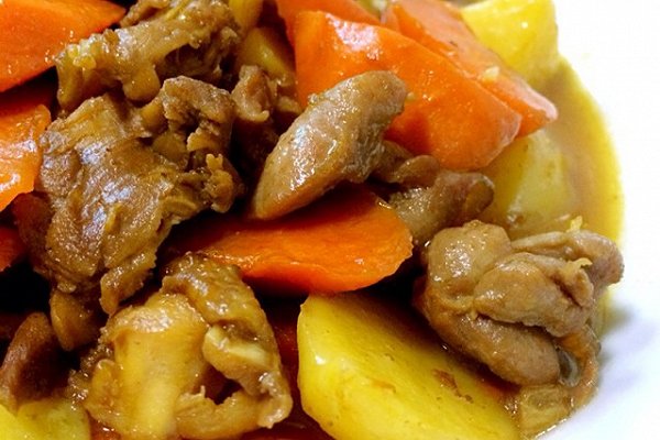 土豆燉雞塊