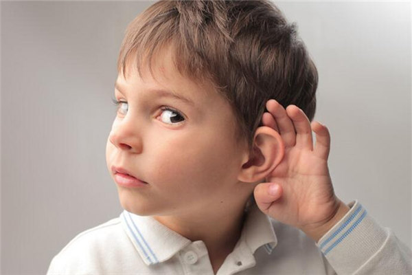耳鳴怎麼辦？中醫教你簡單按摩療法緩解耳鳴
