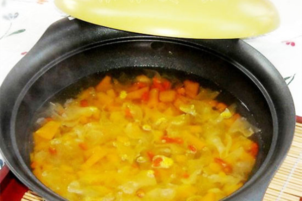 南瓜銀耳羹的做法_南瓜_銀耳的營養功效 南瓜銀耳羹