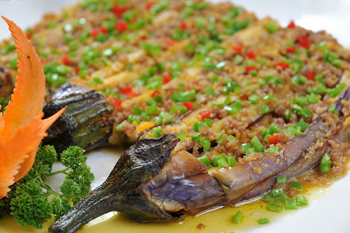 茄子拌絲瓜的烹飪方法_茄子怎麼選_絲瓜怎麼選 拌茄子