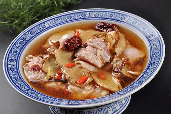 坐月子能吃什麼不能吃什麼_可以吃什麼菜_吃啥好 麻油雞