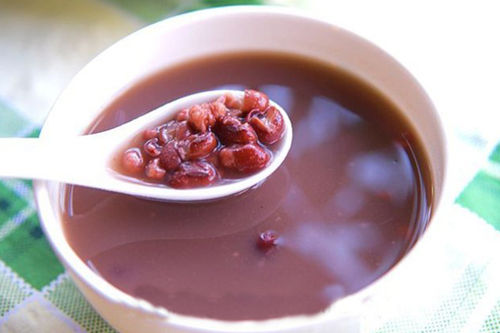 飲食養生:薏米赤小豆粥去除體內濕氣