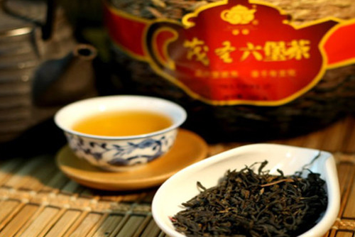 茂聖六堡茶 文化學者肖健定義“中國紅”內涵